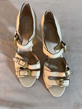 Nine West Cream Leather Multi-Buckle Strap Heeled Sandals Size 7.5M